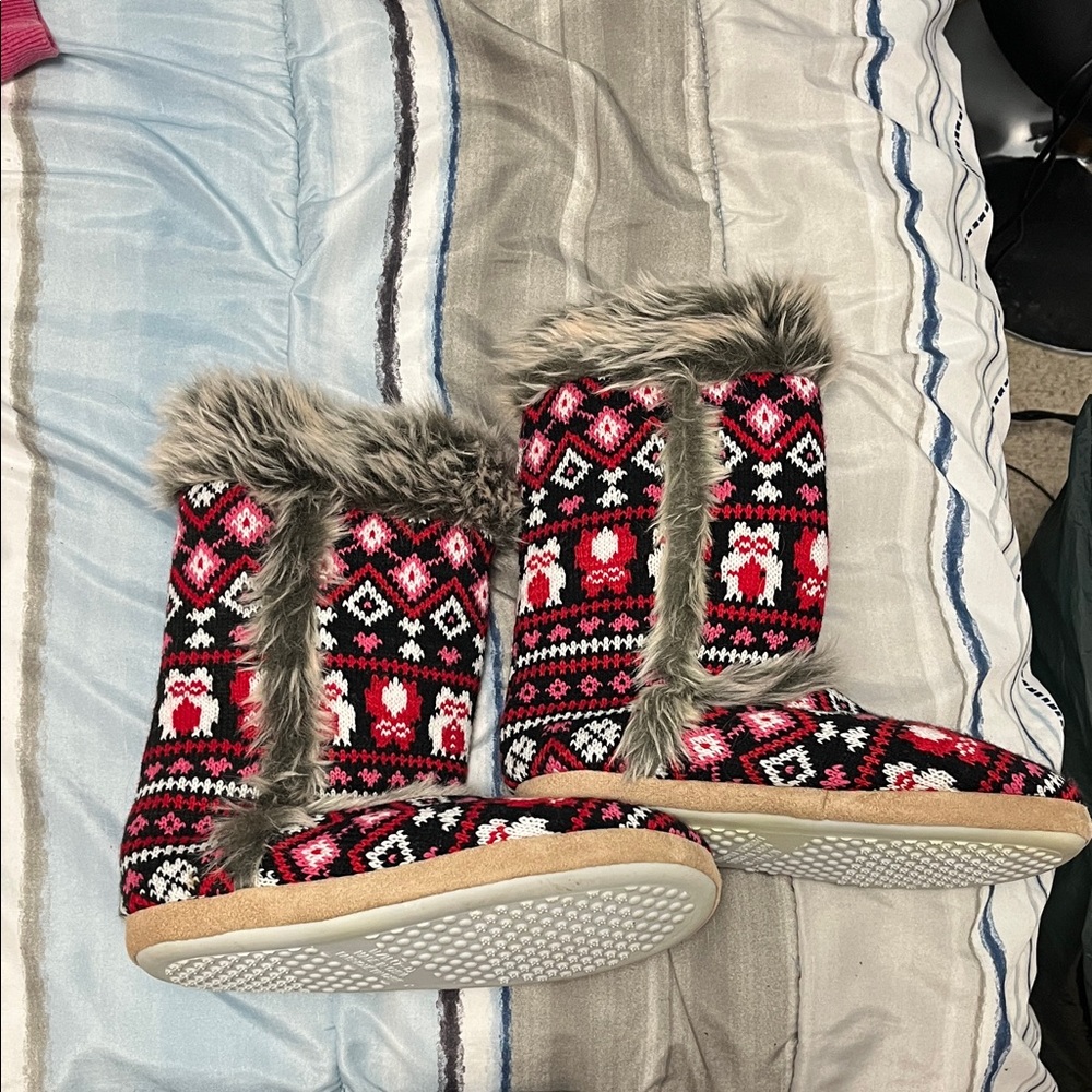 Cozy Patterned Winter Boots